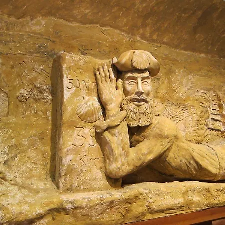 Hotelsanmartin מלון *