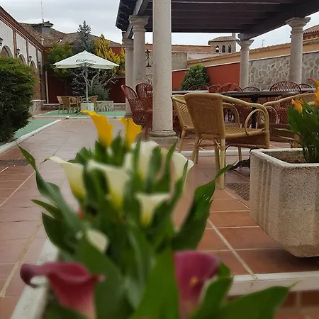 Hotelsanmartin מלון *