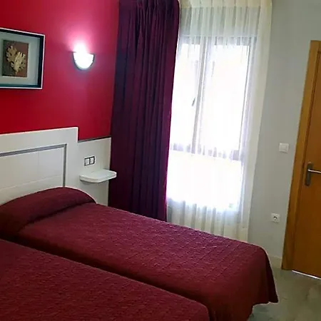 Hotelsanmartin Hotel *