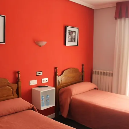 Hotelsanmartin Hotel *